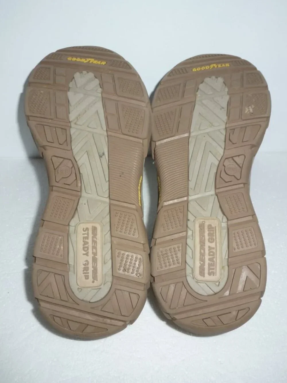 Skechers Good Year Slip-On Shoes - Extra Wide - Men SZ 9.5